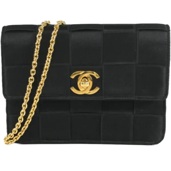 シャネル マドモアゼル キャビアスキン ブラック チェーンショルダーバッグ